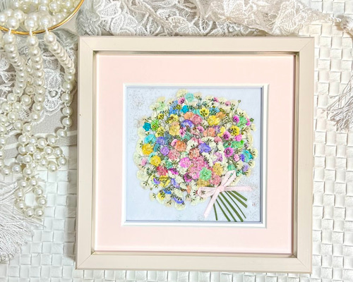 淡い淡いピンクの虹色かすみ草のミニ押し花アート額 その他インテリア