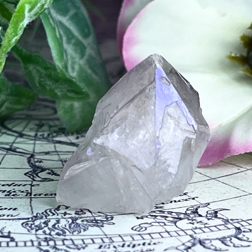 淡い紫水晶　アナンダライト　天然レインボー 淡い紫水晶 アナンダライト 天然レインボー