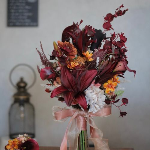 ボルドー カサブランカブーケ ウェディングブーケ ブートニアセット