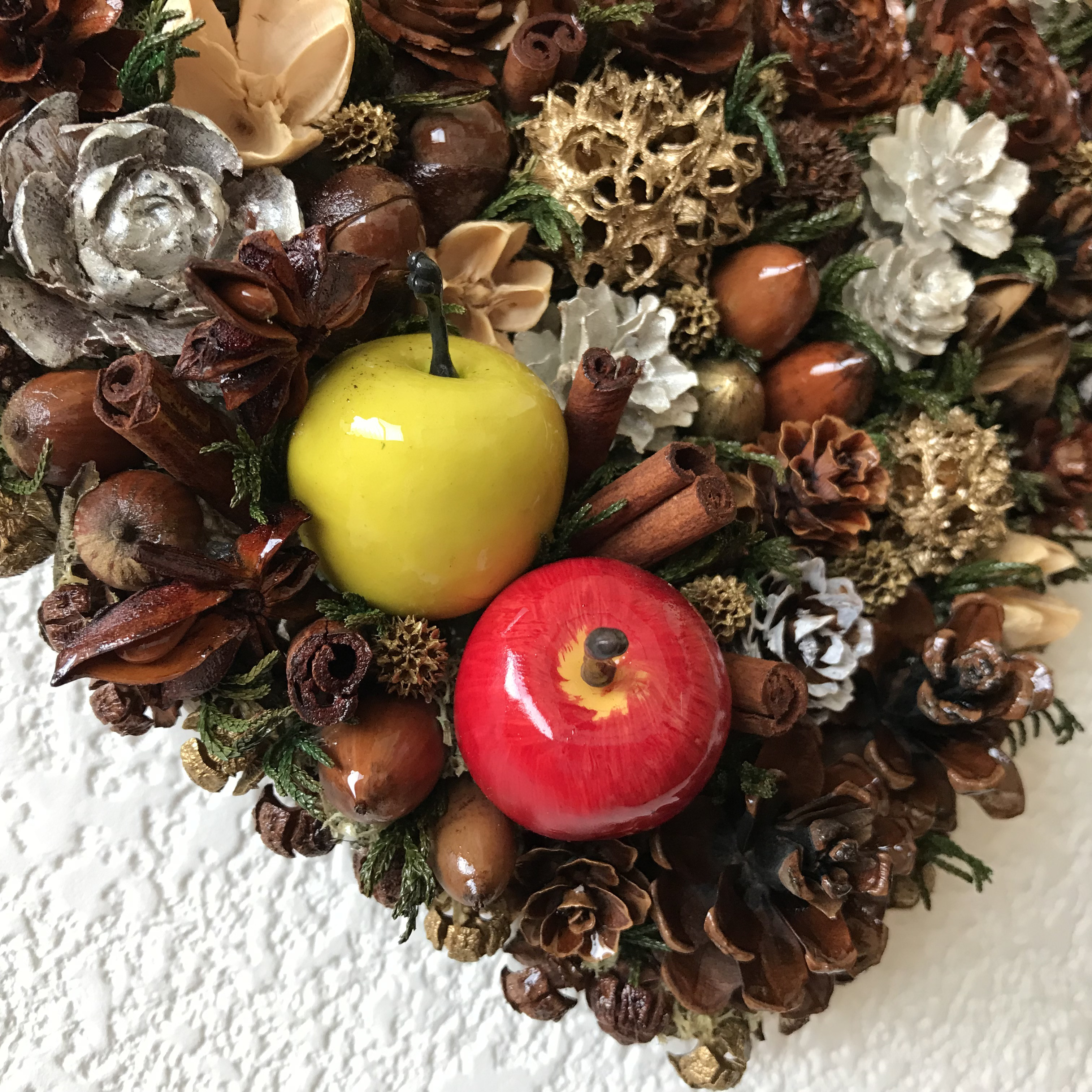 《X'mas》北欧の森の木の実と林檎のお洒落なハートリース（再販：1点限定）