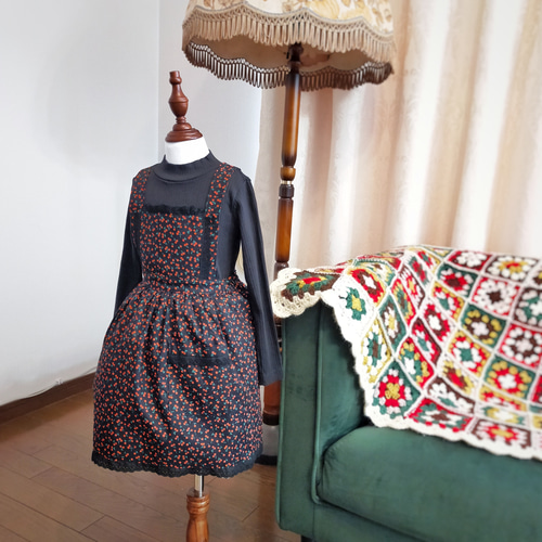 さくらんぼエプロンワンピース 子供服 Charlotte 通販 18518268