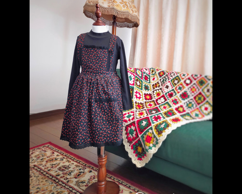 さくらんぼエプロンワンピース 子供服 Charlotte 通販 18518268