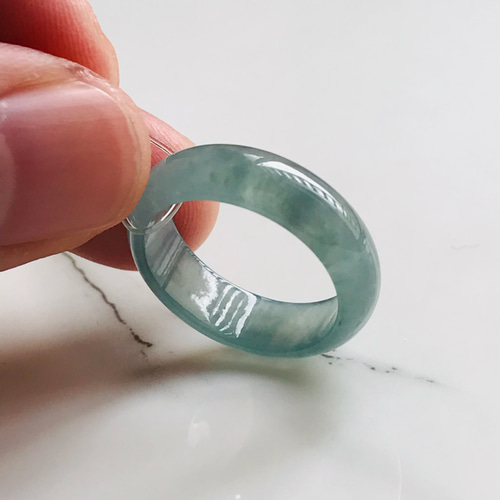 楽天市場】グアテマラ産 翡翠 ヒスイ jade くりぬき リング