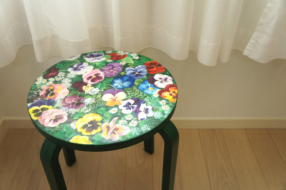 【◉SOLD】*現品限り1点のみ【スツール】 花柄 パンジーインテリア リビング 家具 木製 椅子 1枚目の画像