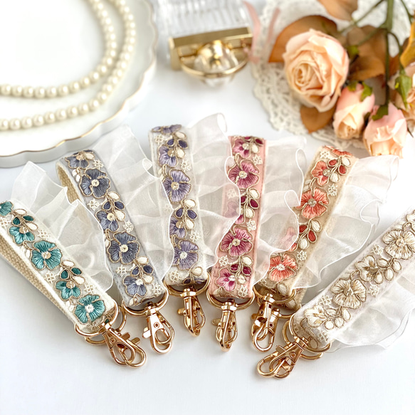 アシメフリルのインド刺繍リボンハンドストラップ ネックストラップ 