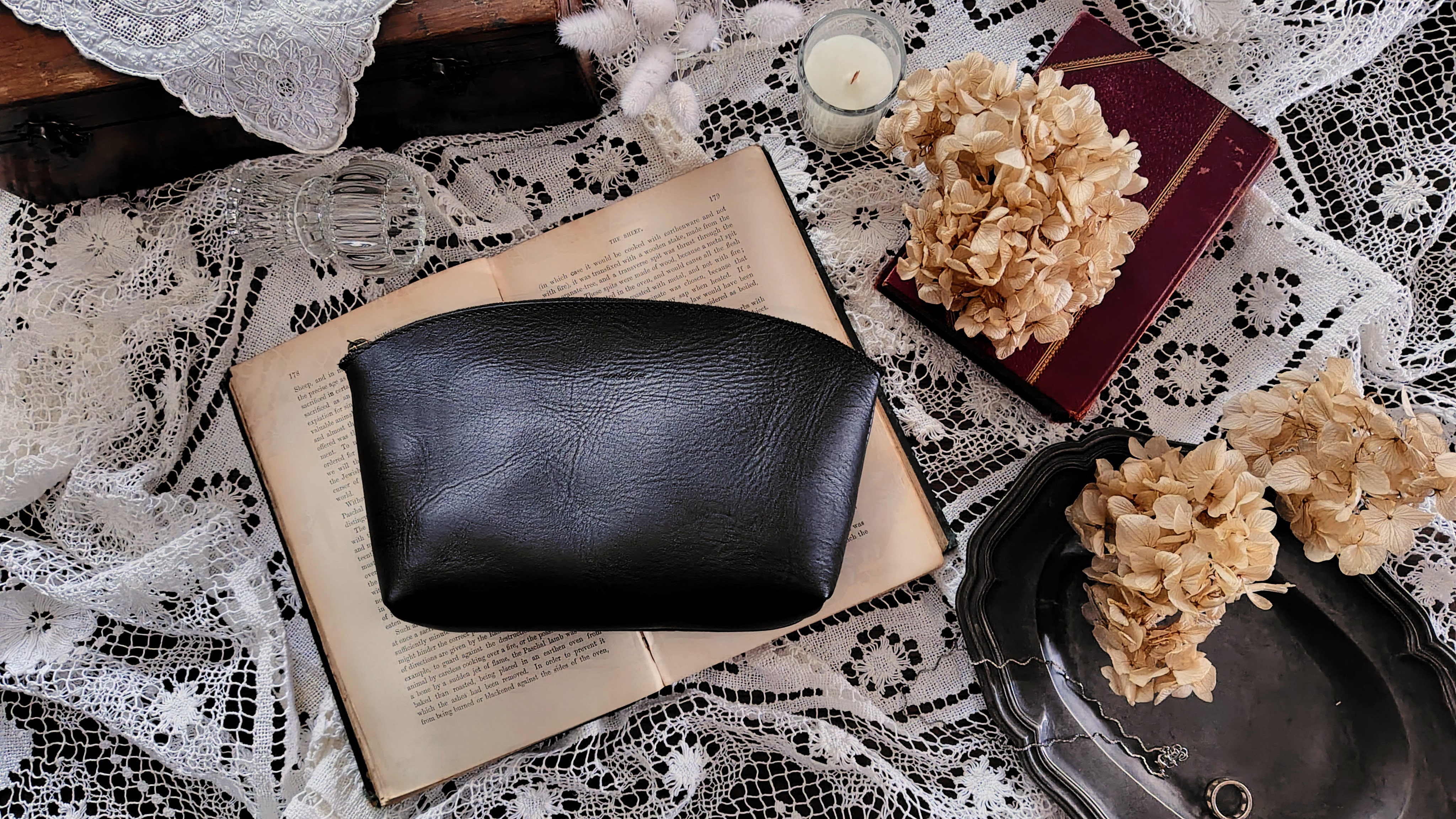 シェル型ポーチ【L】大容量◆化粧ポーチ◆ペンケース◆手帳入れ◆充電器入れ◆本革◆送料無料