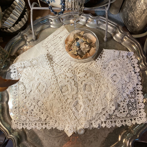 セクレテール スタイル ルイ 15 世 アン ボワ ド ローズフランス家具鍵