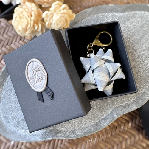 リフレクターアクセサリー【 バッグチャーム 】 BOX付き キーホルダー