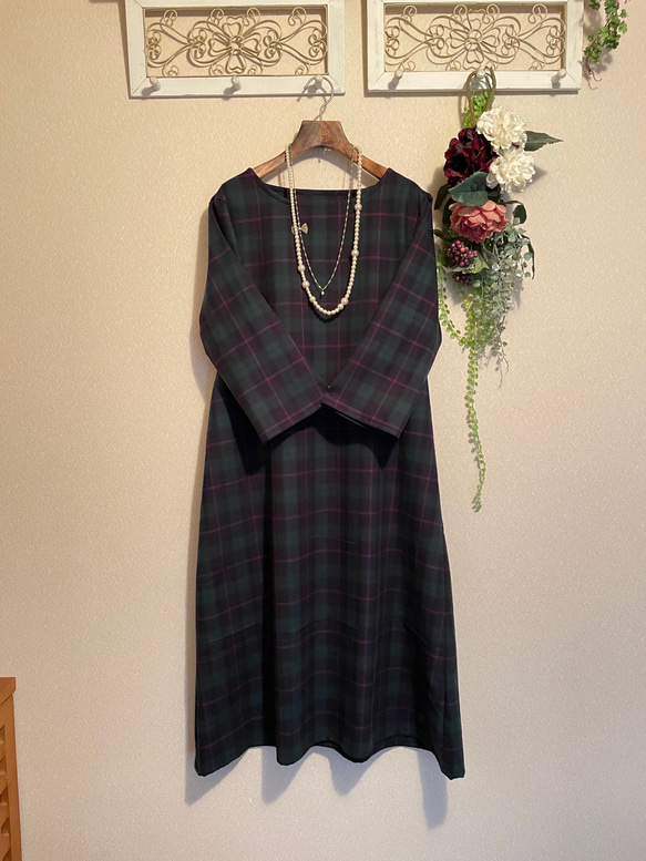 暖かチェックワンピース 2枚目の画像