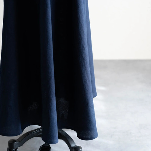 COMME des GARÇONS ネイビーリネンフレアスカート M COMME des GARÇONS ネイビーリネンフレアスカート M
