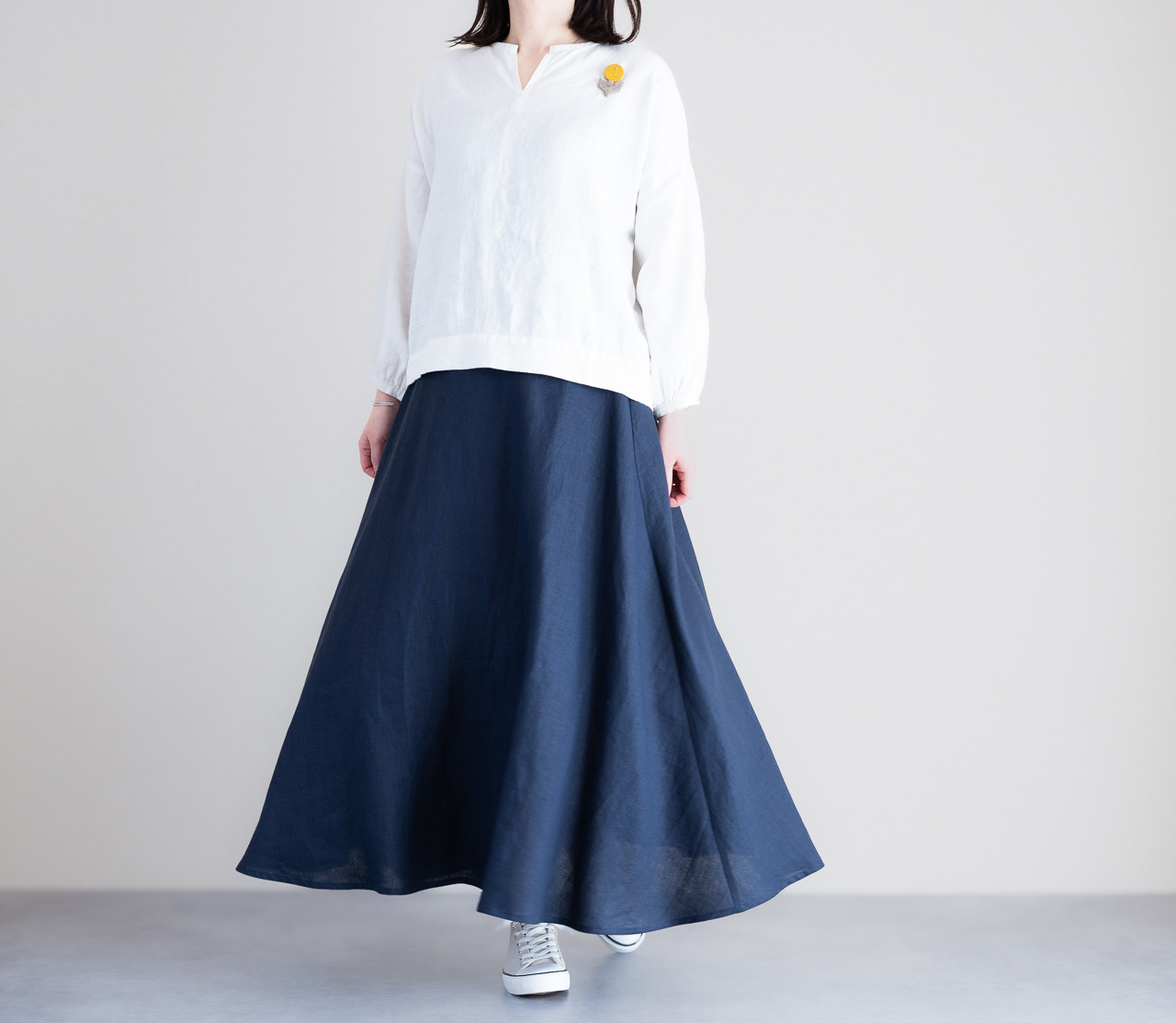 リネンフレアスカート　ネイビー　美シルエット　Aラインロングスカート　総ゴム　フロントスッキリ見え　オールシーズンOK