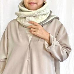 \\木の実柄ニット✖️上質メルトンフリース//暖かマフラー(オフホワイト) 2枚目の画像