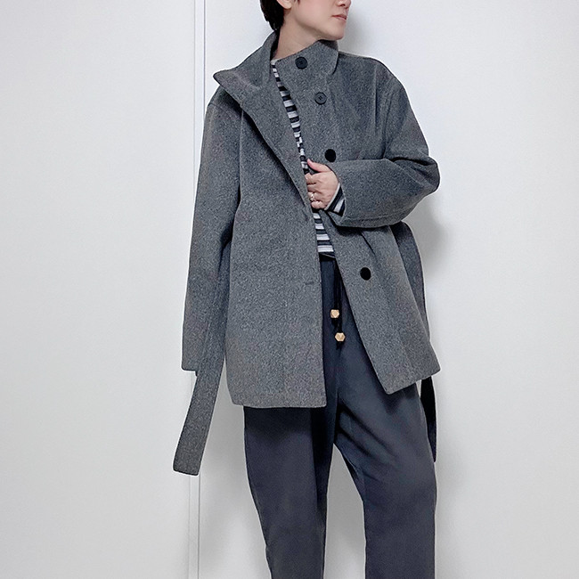 【再販5日以内発送】秋冬大活躍〜スタンドカラーウール混ショート丈ジャケットコート（チャコールグレー）24064GL