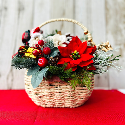サンタさんからの贈り物〜ポインセチアのXmasバスケットアレンジ