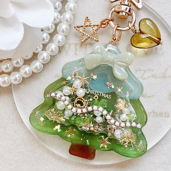 レジン クリスマスツリー シェイカー シャカシャカ キーホルダー