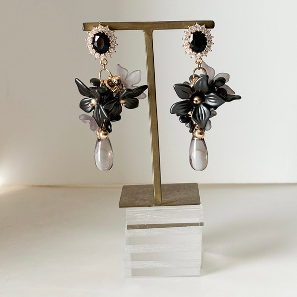 再販》黒百合の花 イヤリング イヤリング・ノンホールピアス mickstyle