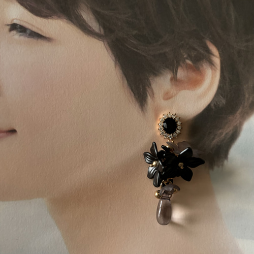 再販》黒百合の花 イヤリング イヤリング・ノンホールピアス mickstyle