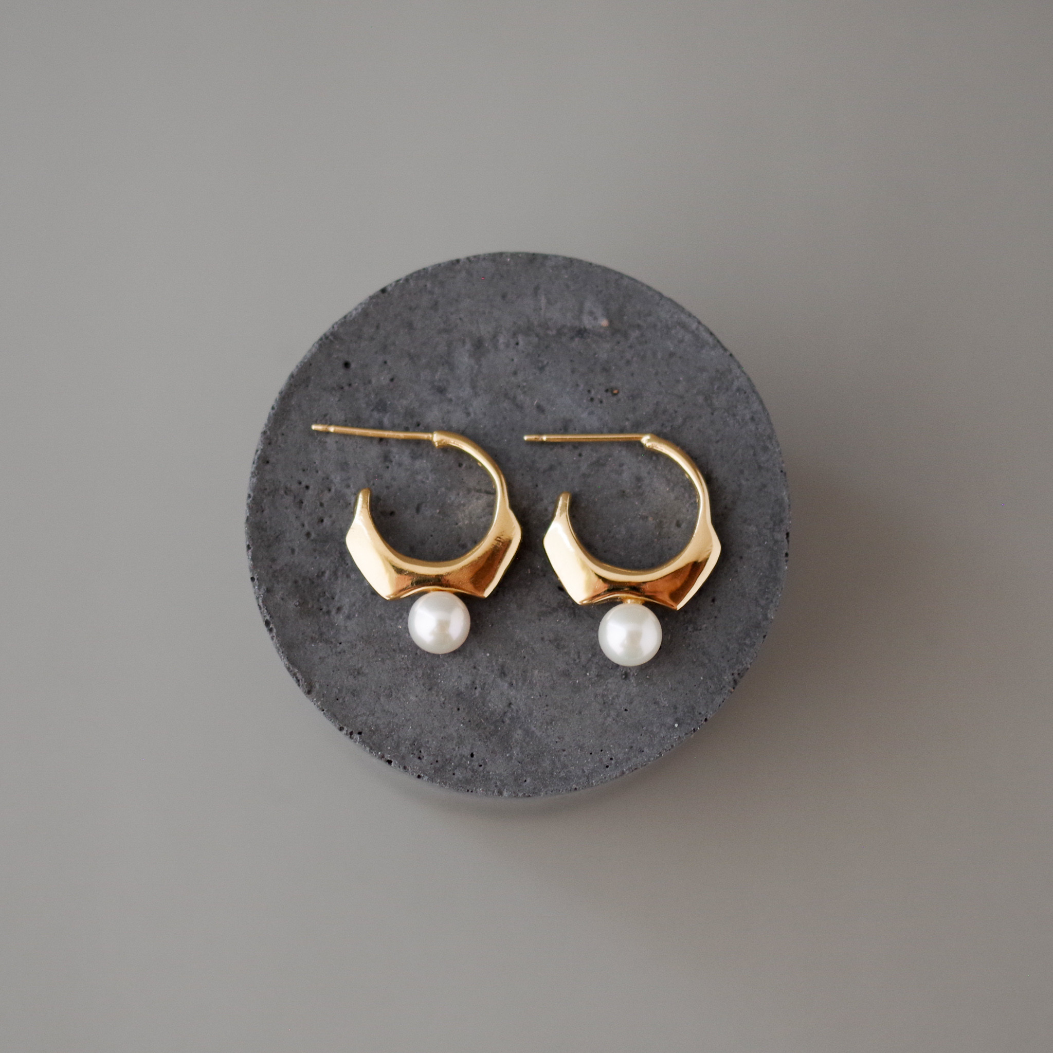 PIERCE/ | SP-18| big pearl - gold