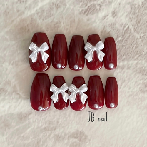 25))ハートネイル フレンチガーリー ボルドーネイル リボン パールネイル ボルドーネイル💭🤍(有料パーツあり) #ボルドーネイル #秋冬