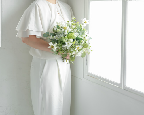 【ブーケトニア付き】ナチュラル花束 ホワイトグリーン♡アーティフィシャルフラワー ブーケトニア付き】ナチュラル花束 ホワイトグリーン♡アーティ