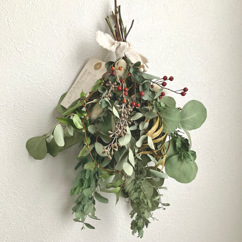 ドライフラワー       ココフラワーとユーカリのくすみスワッグ ドライフラワー ココフラワーとユーカリのくすみスワッグ