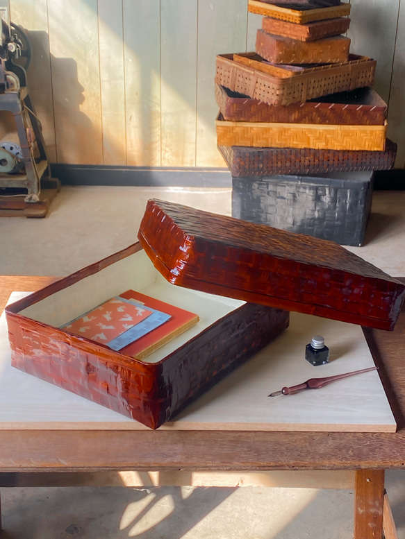 受注制作】野原竹細工 つづらの文庫箱 一閑張り 茶 フリーボックス