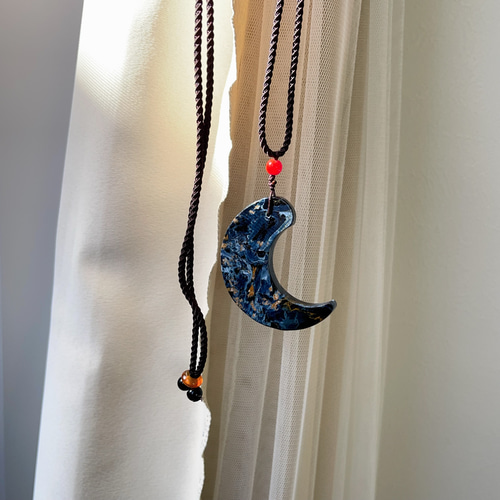 天然無処理 ピーターサイト 勾玉 ペンダント ネックレス・ペンダント  