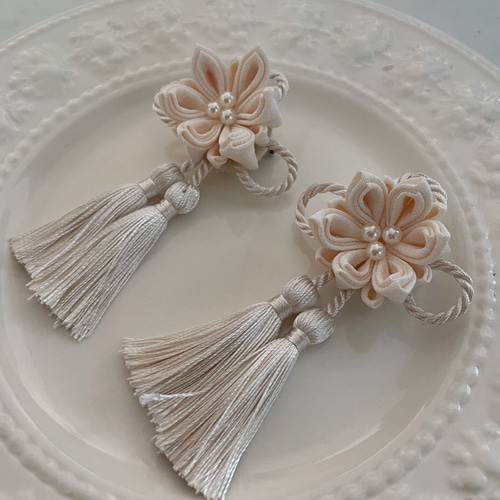 七五三 つまみ細工とタッセルの被布飾り 雑貨・その他 niko 通販