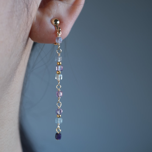 マルチフローライト Tiny cube earring：天然石ピアス