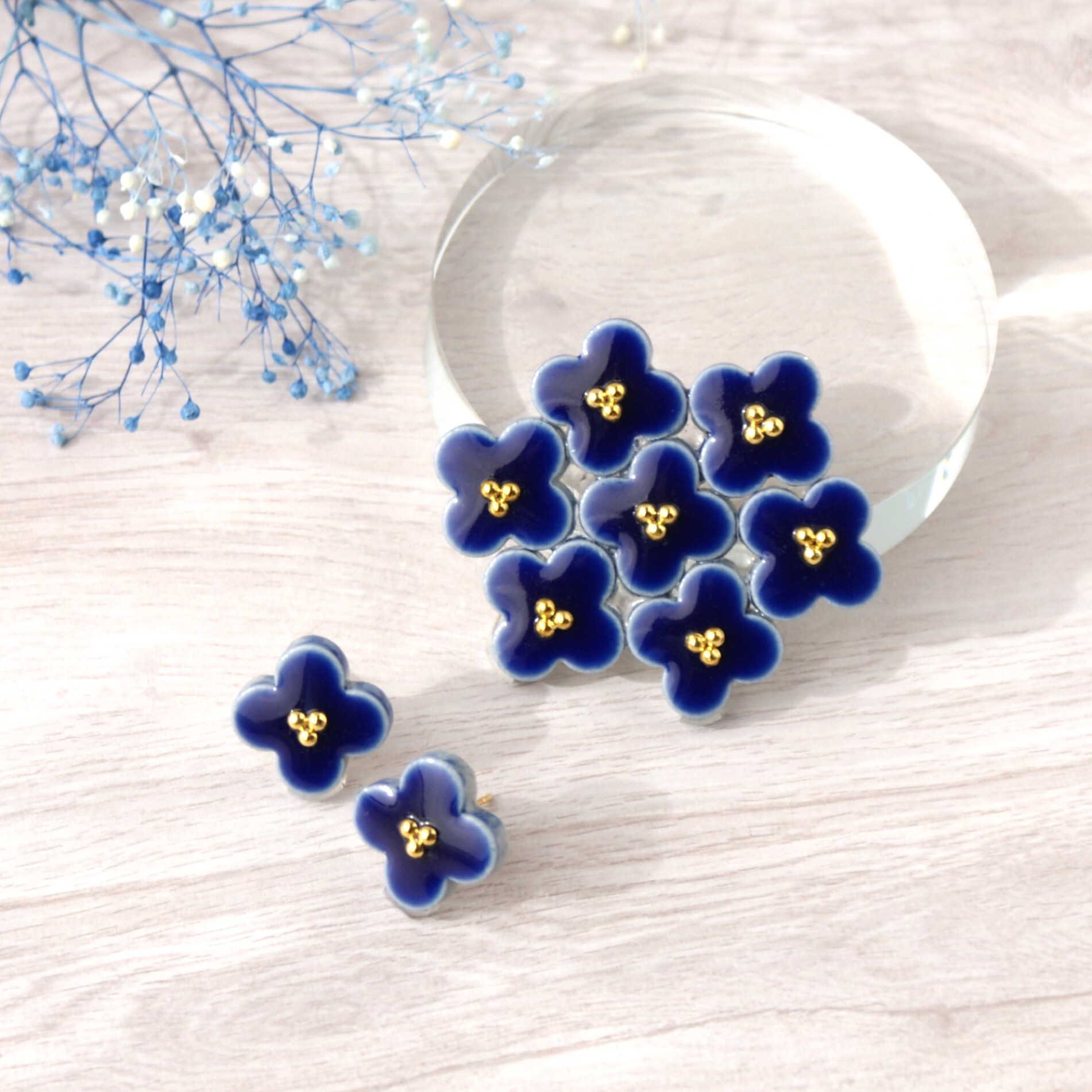 美濃焼×サージカルステンレス　ブローチとピアスのセット　ネイビー 紺色　帯留め