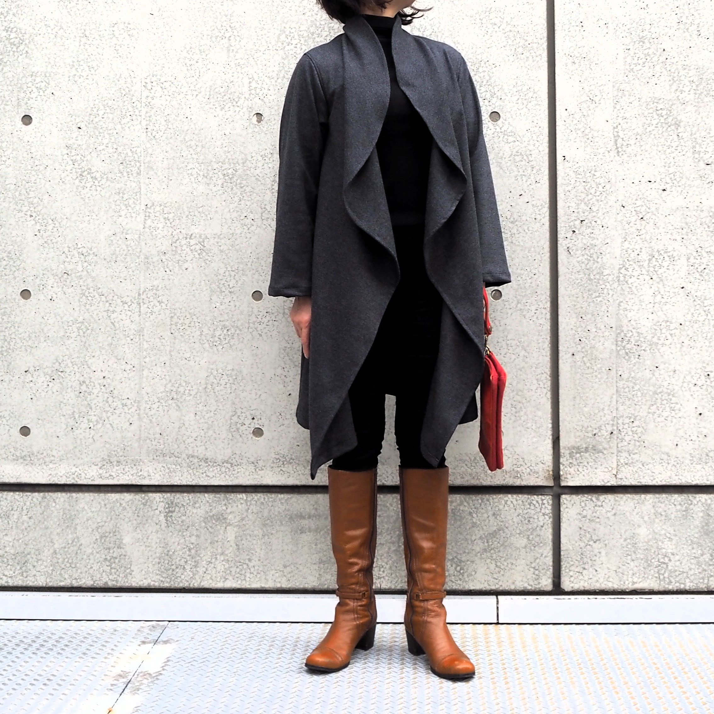 圧縮ウールニットグレー　　　前ドレープコーディガン