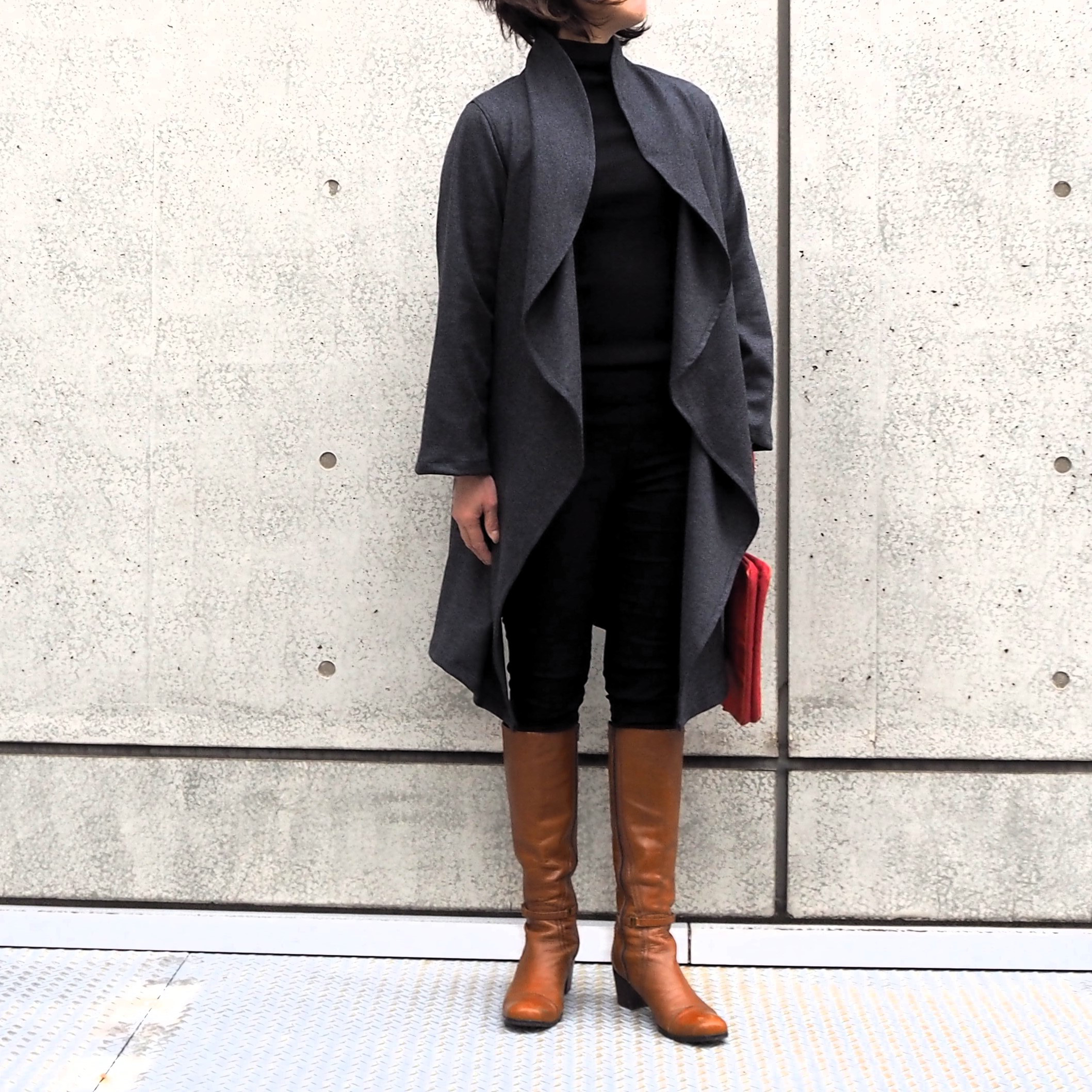 圧縮ウールニットグレー　　　前ドレープコーディガン