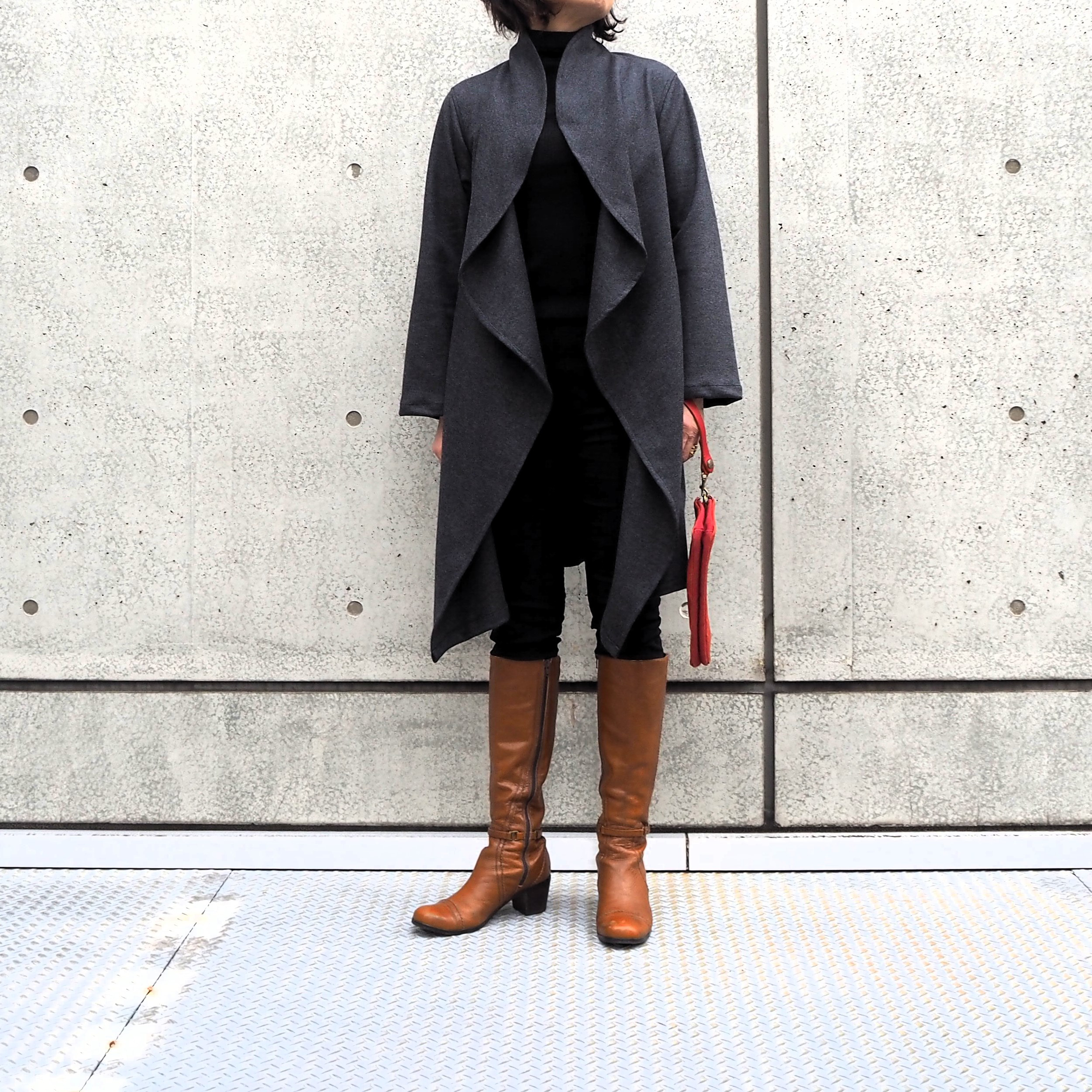 圧縮ウールニットグレー　　　前ドレープコーディガン