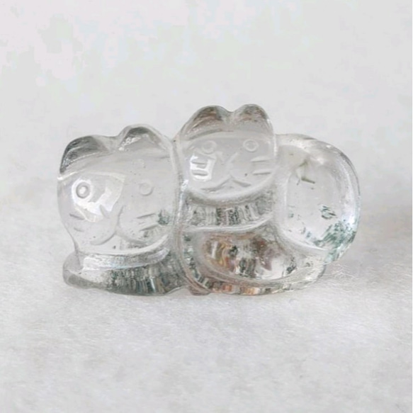 ☆ホワイトガーデンクォーツクリアクォーツねこネコ猫の置物