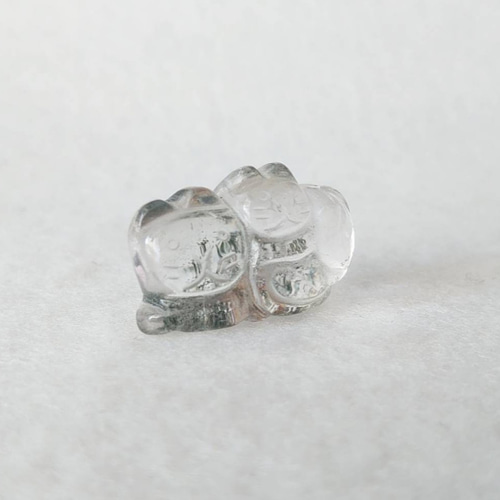 ☆ホワイトガーデンクォーツクリアクォーツねこネコ猫の置物