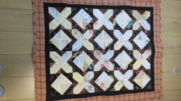 秋色タペストリー パッチワーク その他インテリア雑貨 ニャオ 通販