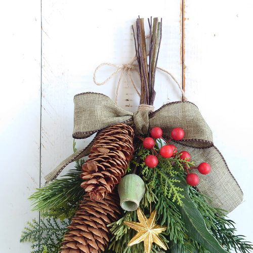 かお〜アンティークあじさいとグリーン実物のリース○葡萄とユーカリのスワッグ 大人のグリーンスワッグ クリスマススワッグ ユーカリとバーゼリア