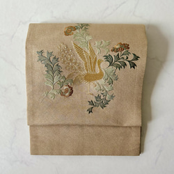 孔雀と花の刺繍 袋帯 ベージュ系