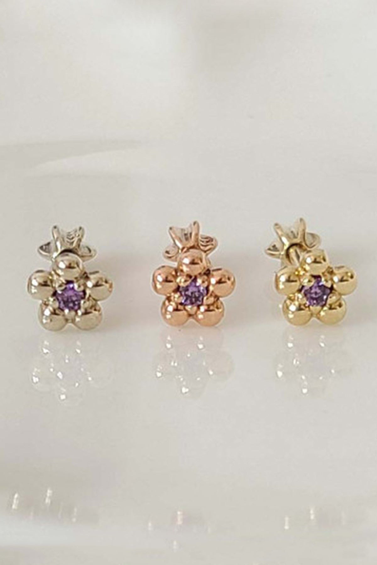 14K金 ゴールド 花 ヘリックス 軟骨 アンチトラガス インナーコンク イヤリング ピアス ラブレット