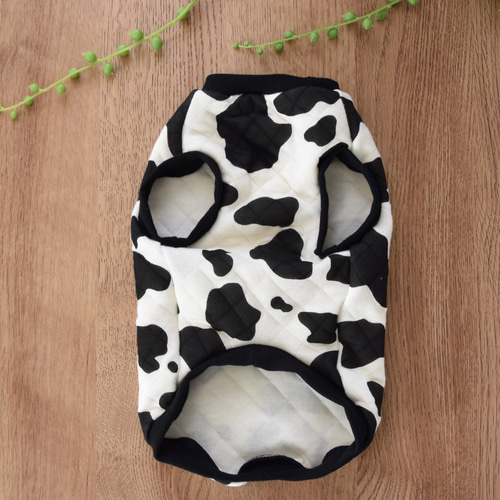 犬服 牛柄ピッサキルトのタンクトップ 冬服 ペット服