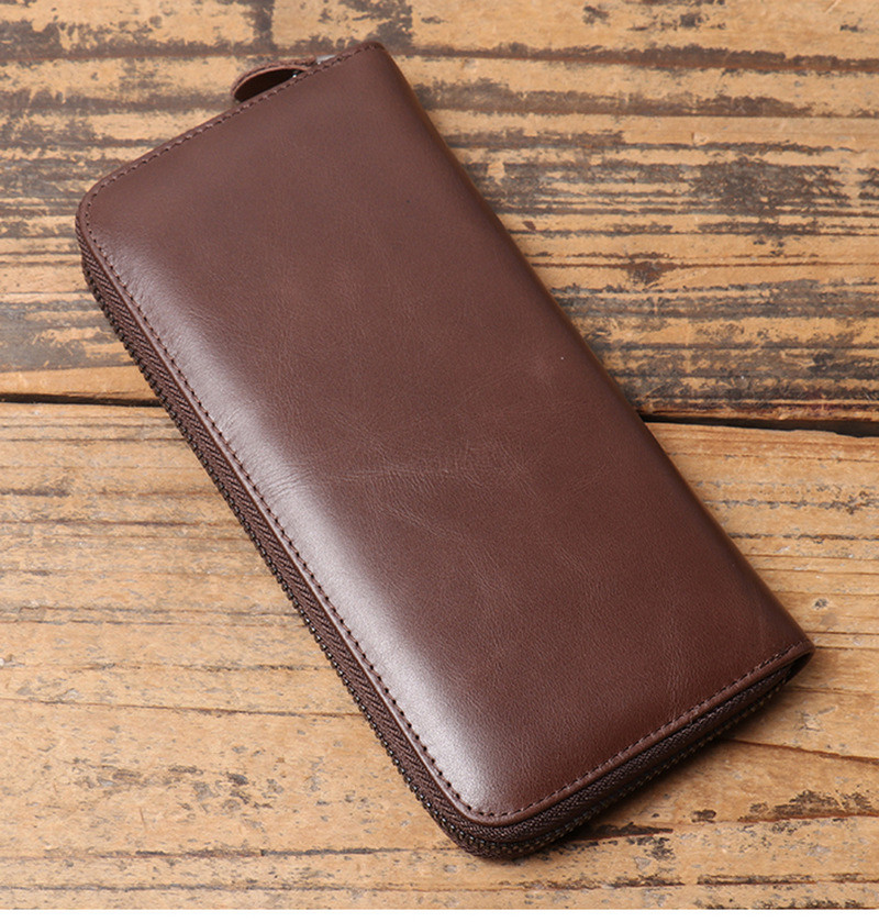 イタリアンレザー　ラウンドファスナー　長財布　　　ブラウン