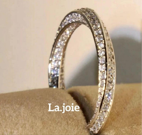 人工ダイヤモンド  SONA   twist Argent リング 2枚目の画像