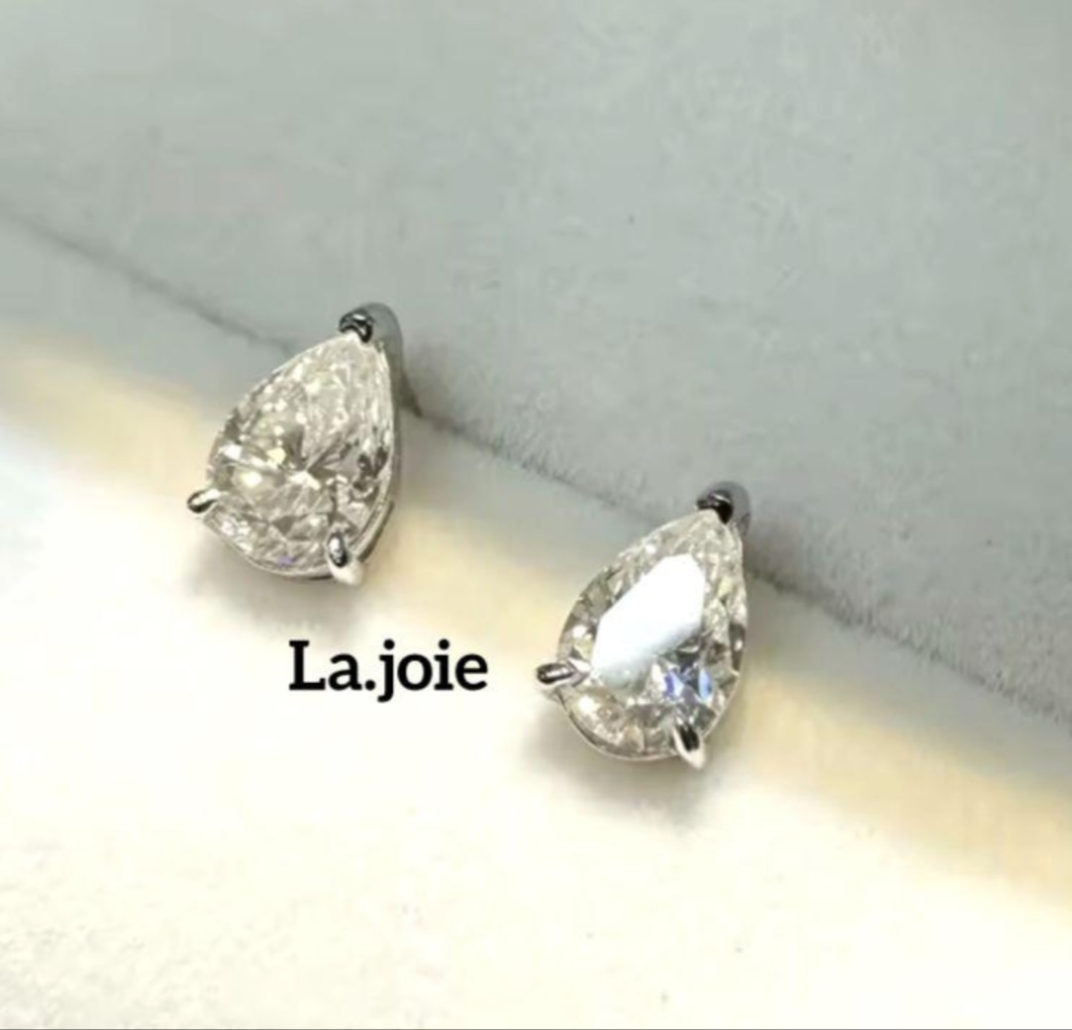 高品質 人工ダイヤ SONA  Diamond   一粒ダイヤモンド ピアス