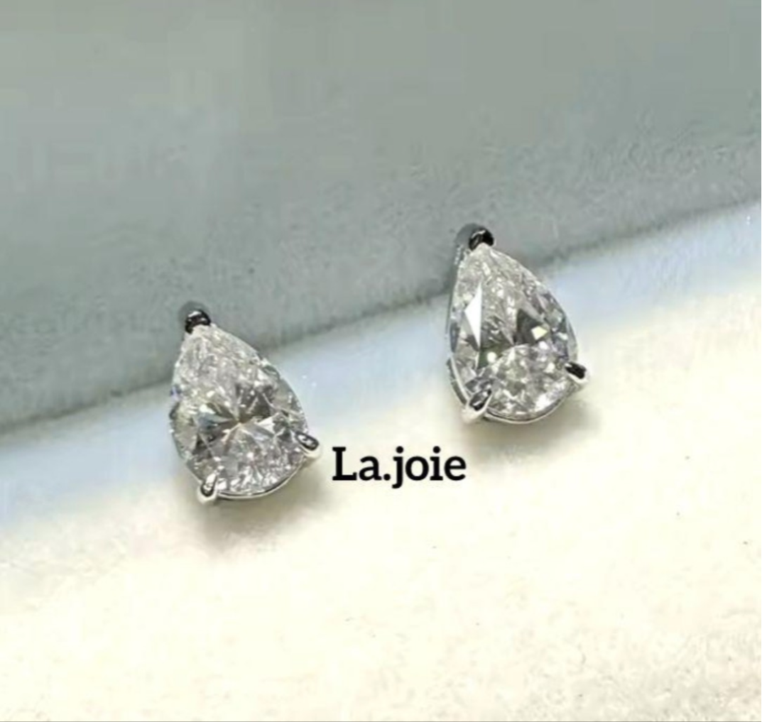 高品質 人工ダイヤ SONA  Diamond   一粒ダイヤモンド ピアス