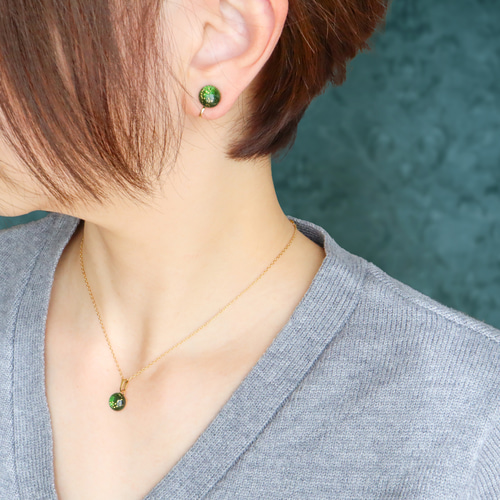 煌めきガラスのクリスマスコフレ ピアス ＆ ネックレス ブルー