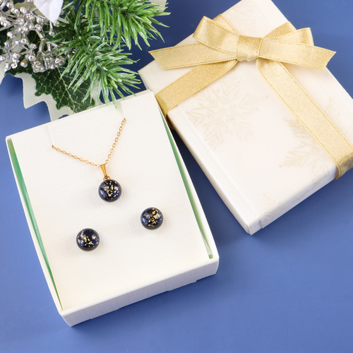 煌めきガラスのクリスマスコフレ ピアス ＆ ネックレス ブルー