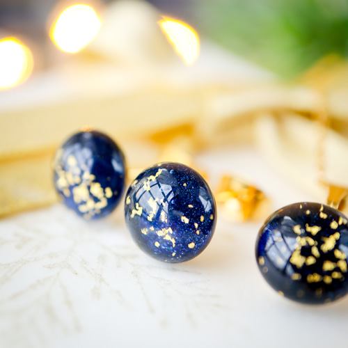 煌めきガラスのクリスマスコフレ ピアス ＆ ネックレス ブルー
