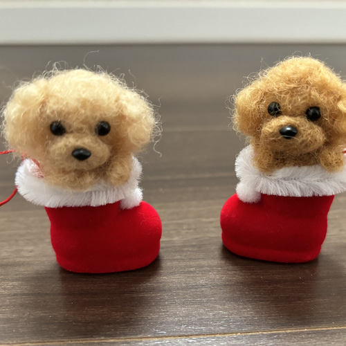 おとママ羊毛フェルト レッドトイプードル クリスマス ブーツ