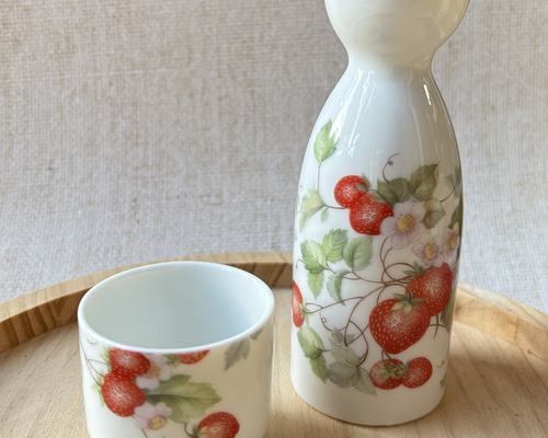 アンティークな飾り棚3点セット、茶器、お猪口、ぐい呑、一輪挿 楽天市場】THE-SECRET-GARDEN シノワズリ 南部鉄器風 急須 金