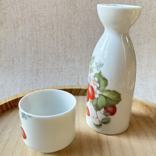 志野徳利猪口セットです 志野焼 徳利とお猪口セット - メルカリ